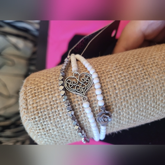 Bracelet - Picture 2 of 3